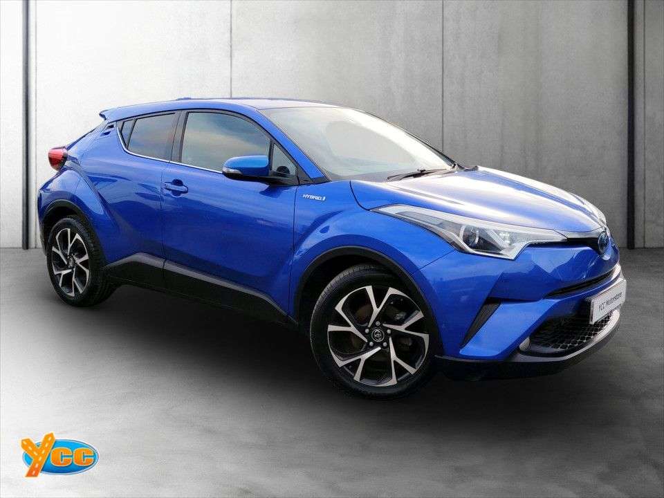 A 2019 TOYOTA C-HR 1.8 VVT-h Design SUV 5dr Petrol Hybrid CVT Euro 6 (s/s) (122 ps) 3 STAMP DE A 2019 TOYOTA C-HR 1.8 VVT-h Design SUV 5dr Petrol Hybrid CVT Euro 6 (s/s) (122 ps) 3 STAMP DE
