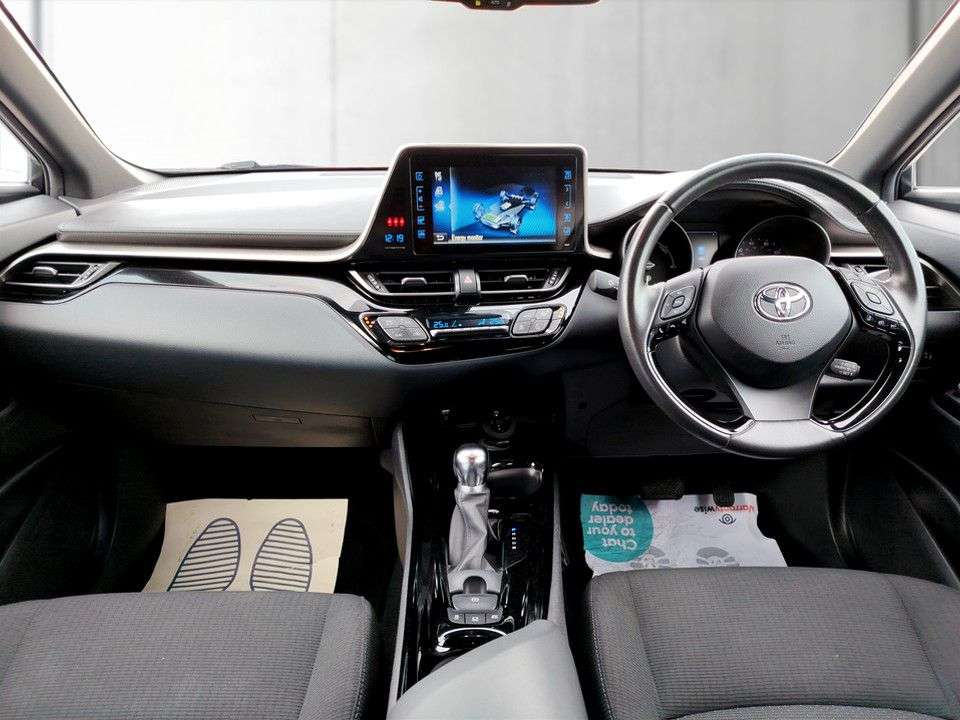 2019 TOYOTA C-HR 2019 TOYOTA C-HR