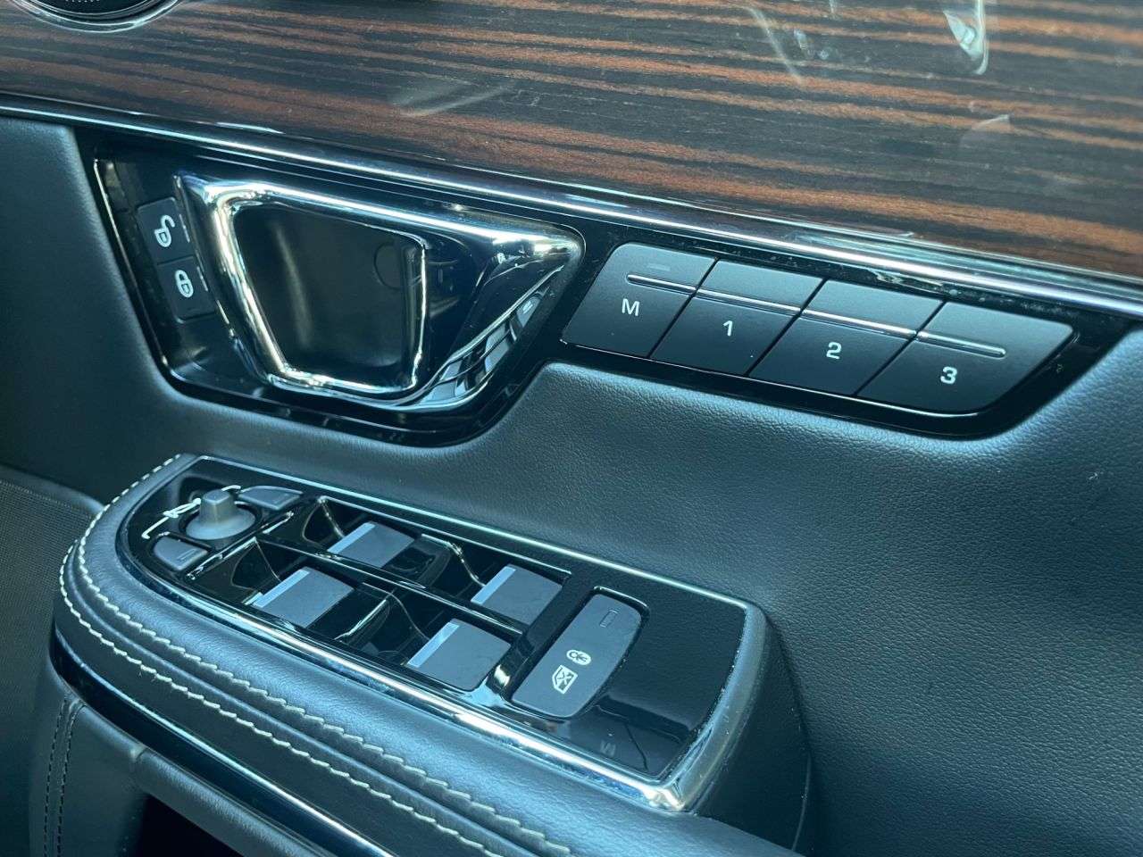 2015 JAGUAR XJ 2015 JAGUAR XJ