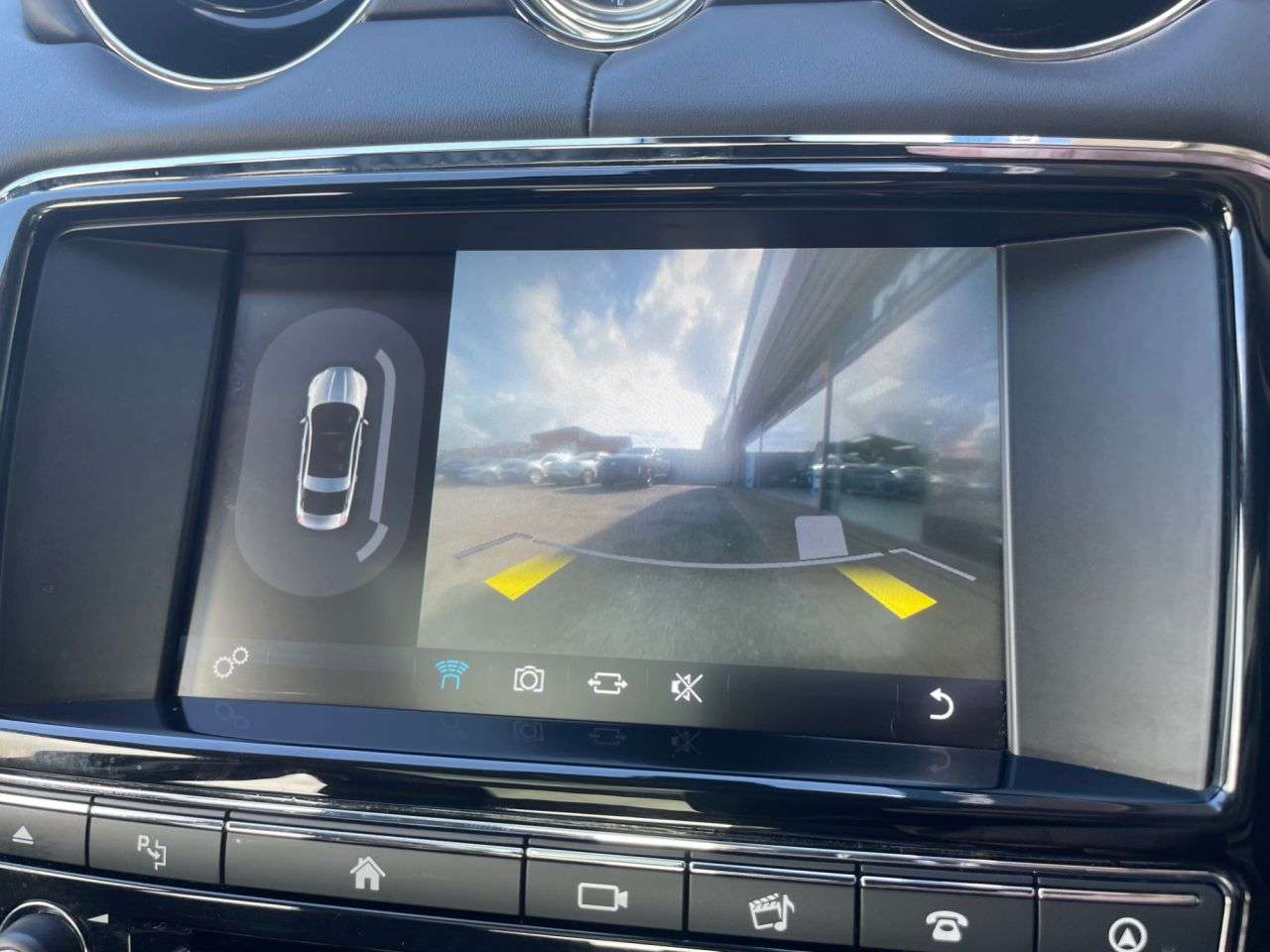 2015 JAGUAR XJ 2015 JAGUAR XJ