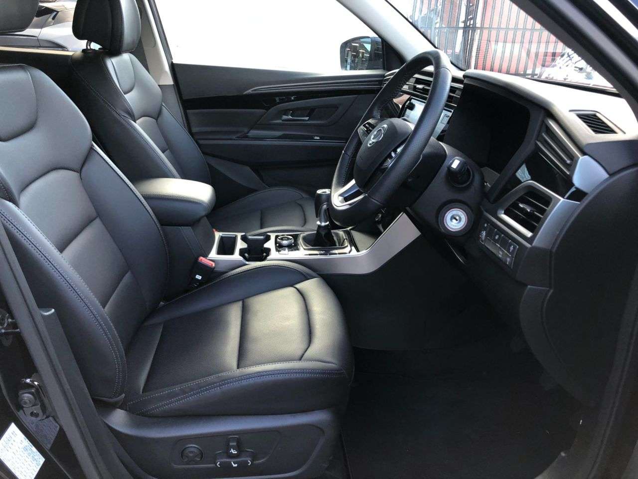 2025 KGM KORANDO 2025 KGM KORANDO