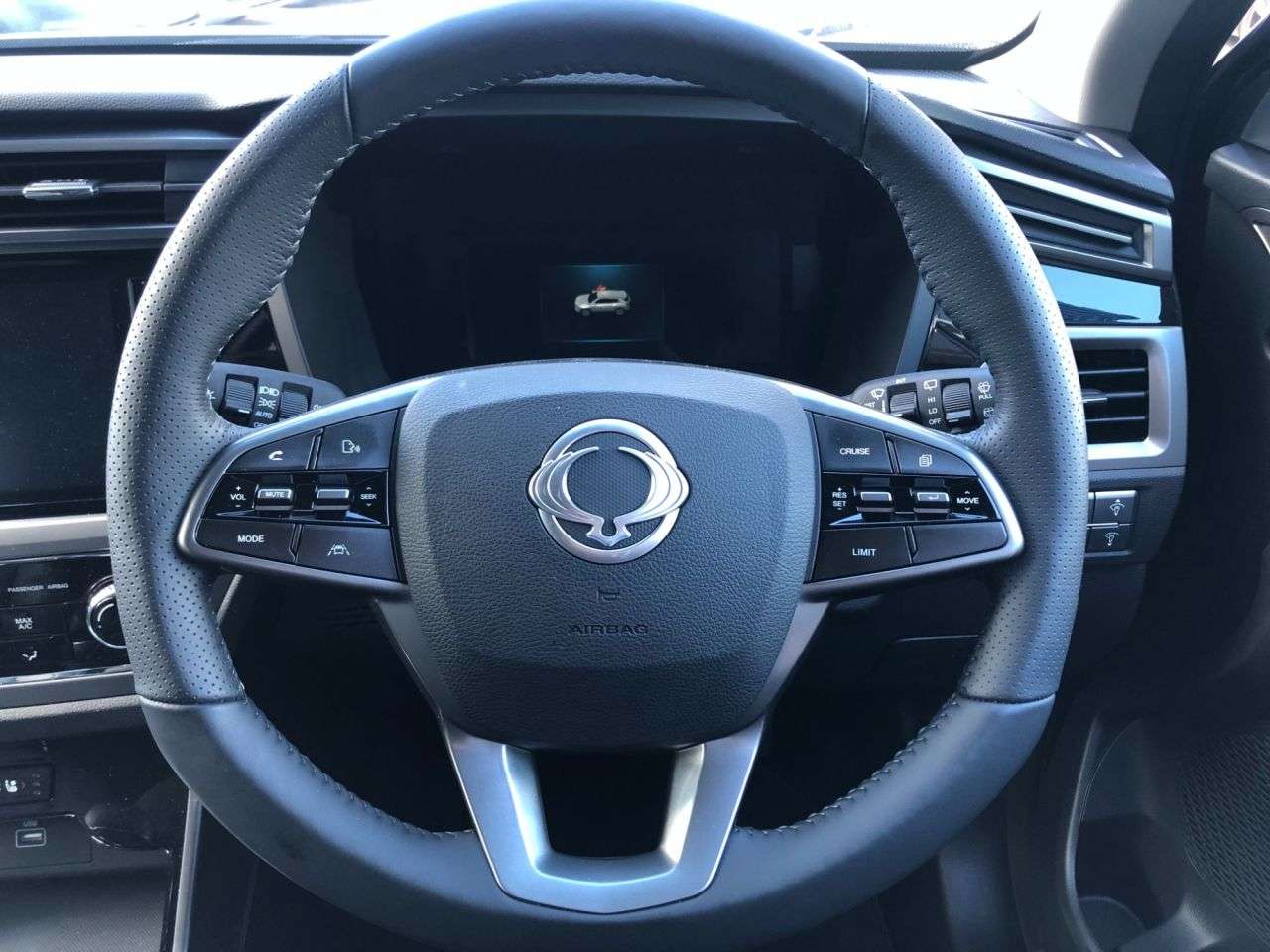 2025 KGM KORANDO 2025 KGM KORANDO