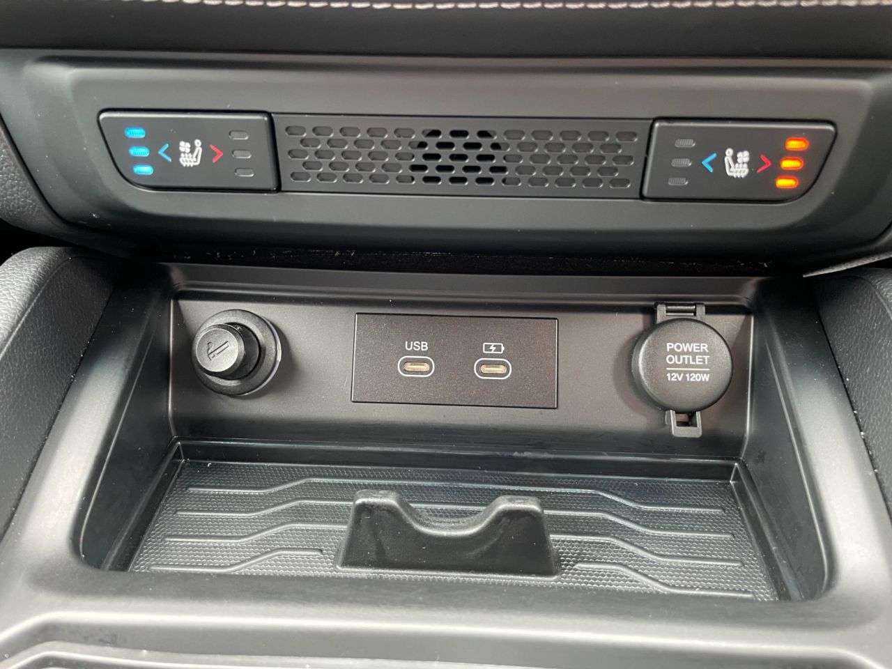 2025 KGM MUSSO 2025 KGM MUSSO