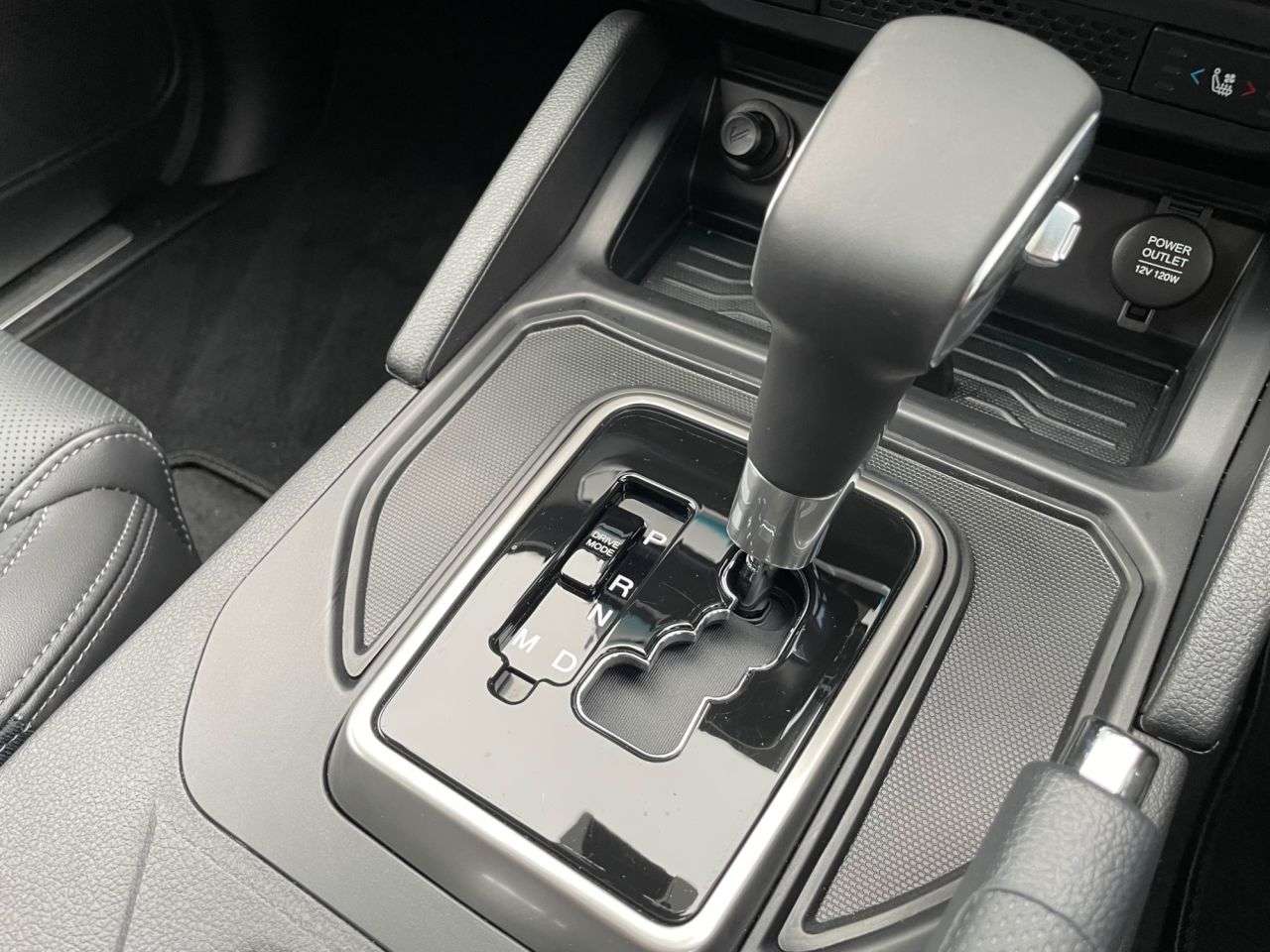 2025 KGM MUSSO 2025 KGM MUSSO