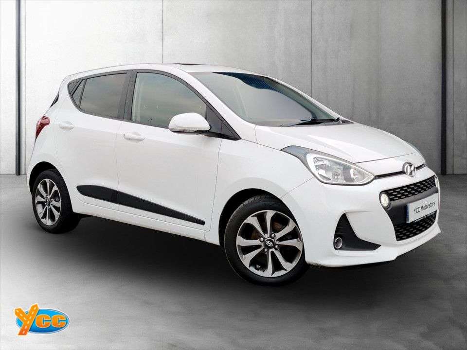 A 2017 HYUNDAI I10 1.2 Premium SE Hatchback 5dr Petrol Manual Euro 6 (87 ps) 5 STAMP FULL DEAL A 2017 HYUNDAI I10 1.2 Premium SE Hatchback 5dr Petrol Manual Euro 6 (87 ps) 5 STAMP FULL DEAL