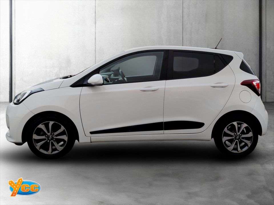 A 2017 HYUNDAI I10 1.2 Premium SE Hatchback 5dr Petrol Manual Euro 6 (87 ps) 5 STAMP FULL DEAL A 2017 HYUNDAI I10 1.2 Premium SE Hatchback 5dr Petrol Manual Euro 6 (87 ps) 5 STAMP FULL DEAL