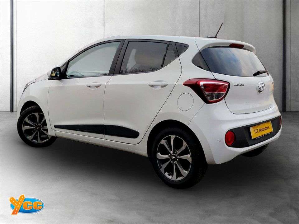 2017 HYUNDAI I10 2017 HYUNDAI I10