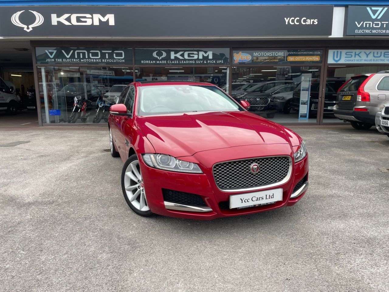 2017 JAGUAR XF 2017 JAGUAR XF