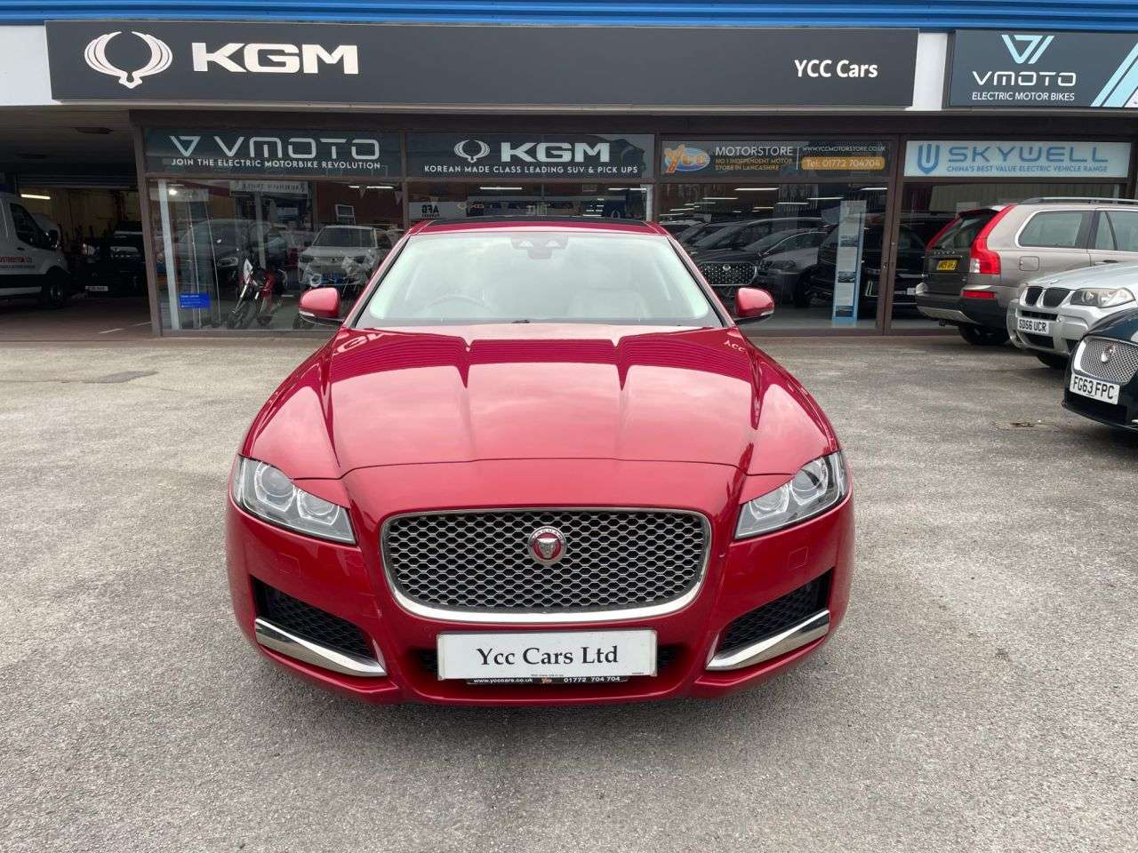 2017 JAGUAR XF 2017 JAGUAR XF