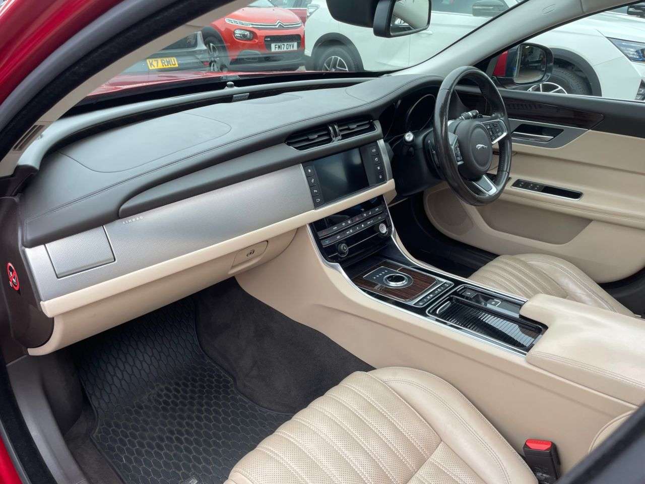 2017 JAGUAR XF 2017 JAGUAR XF