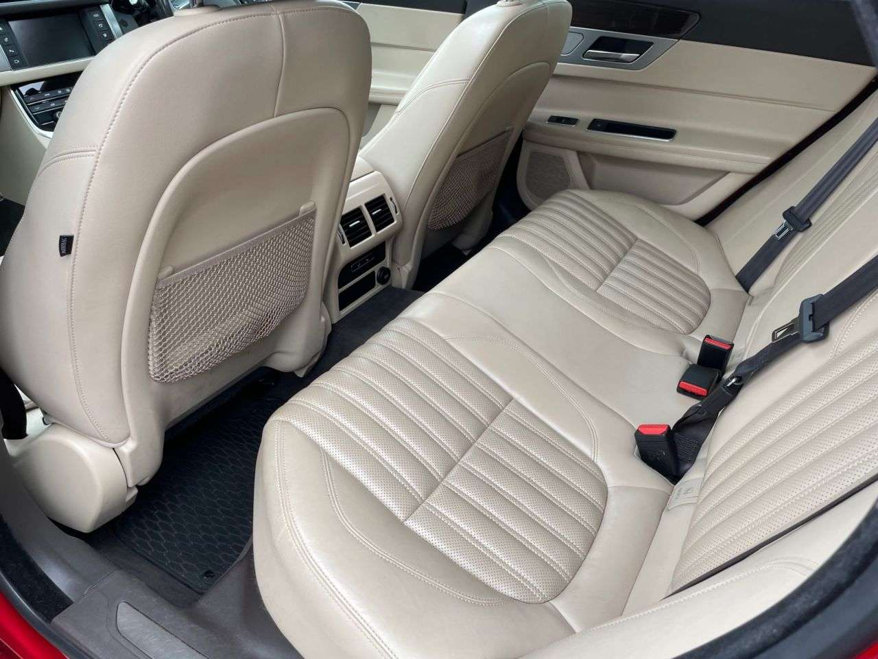 2017 JAGUAR XF 2017 JAGUAR XF