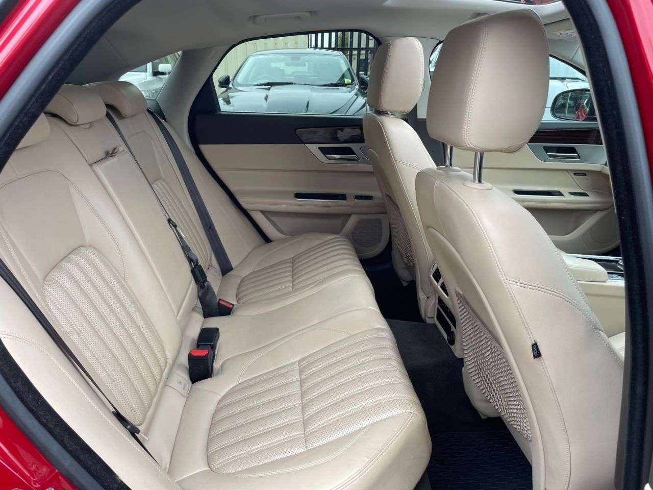 2017 JAGUAR XF 2017 JAGUAR XF