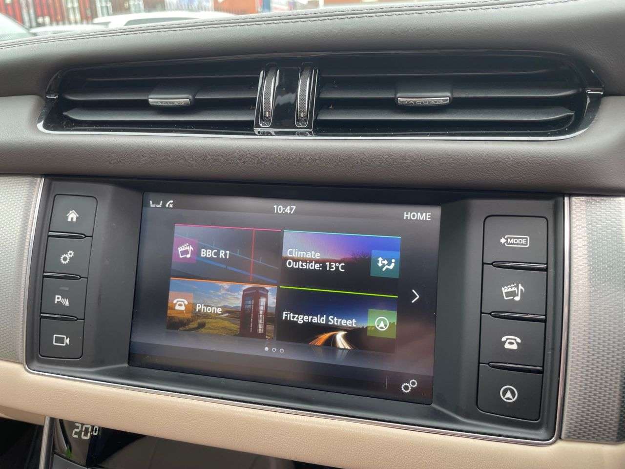 2017 JAGUAR XF 2017 JAGUAR XF