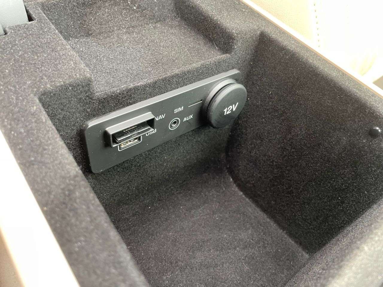 2017 JAGUAR XF 2017 JAGUAR XF