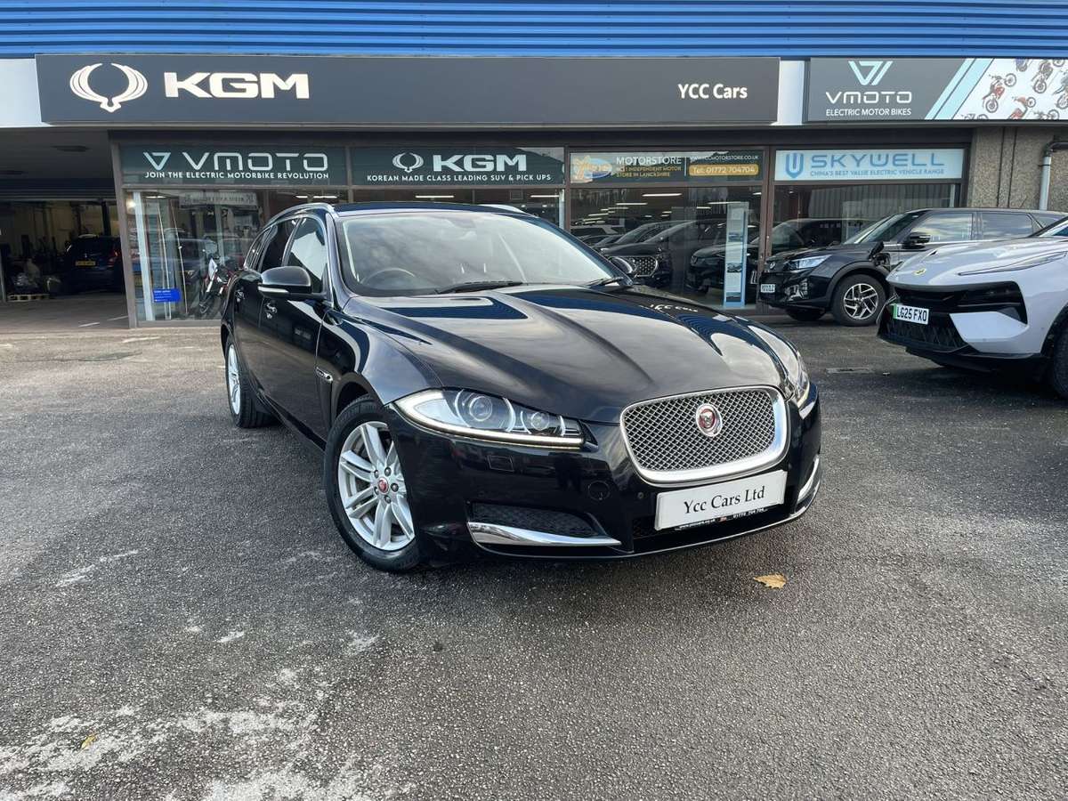 Check out this Jaguar Xf 2015 Diesel Automatic