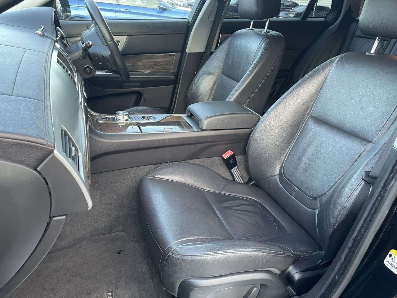 2015 JAGUAR XF 2015 JAGUAR XF