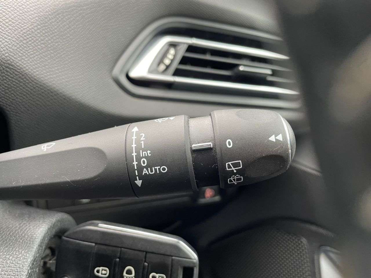 2018 PEUGEOT 308 2018 PEUGEOT 308