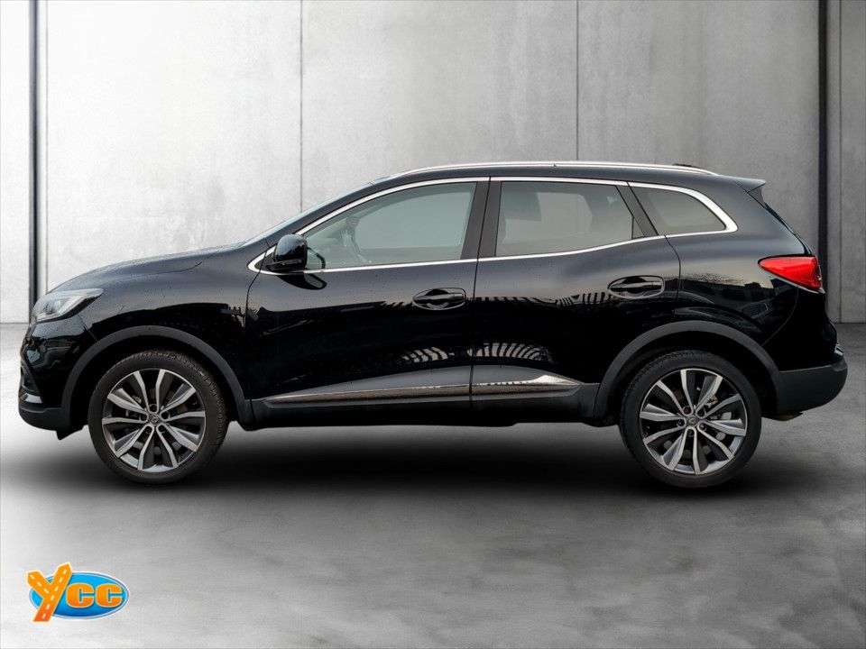 A 2020 RENAULT KADJAR 1.3 TCe Iconic SUV 5dr Petrol Manual Euro 6 (s/s) (140 ps) 3 STAMP FULL SER A 2020 RENAULT KADJAR 1.3 TCe Iconic SUV 5dr Petrol Manual Euro 6 (s/s) (140 ps) 3 STAMP FULL SER