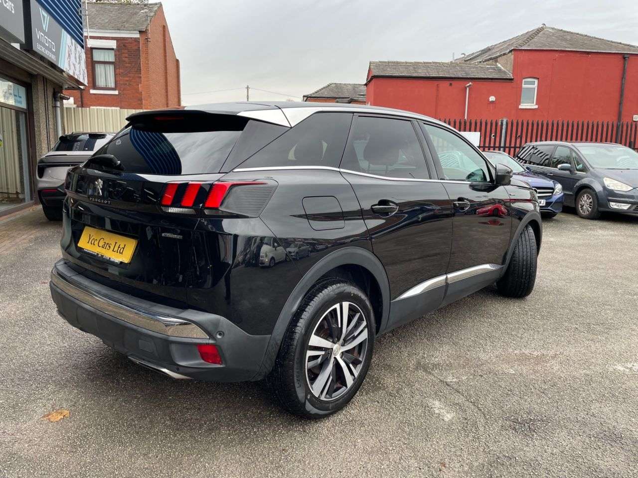 2017 PEUGEOT 3008 2017 PEUGEOT 3008