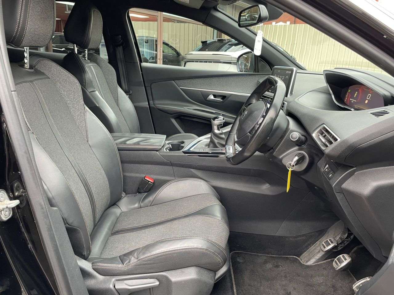 2017 PEUGEOT 3008 2017 PEUGEOT 3008