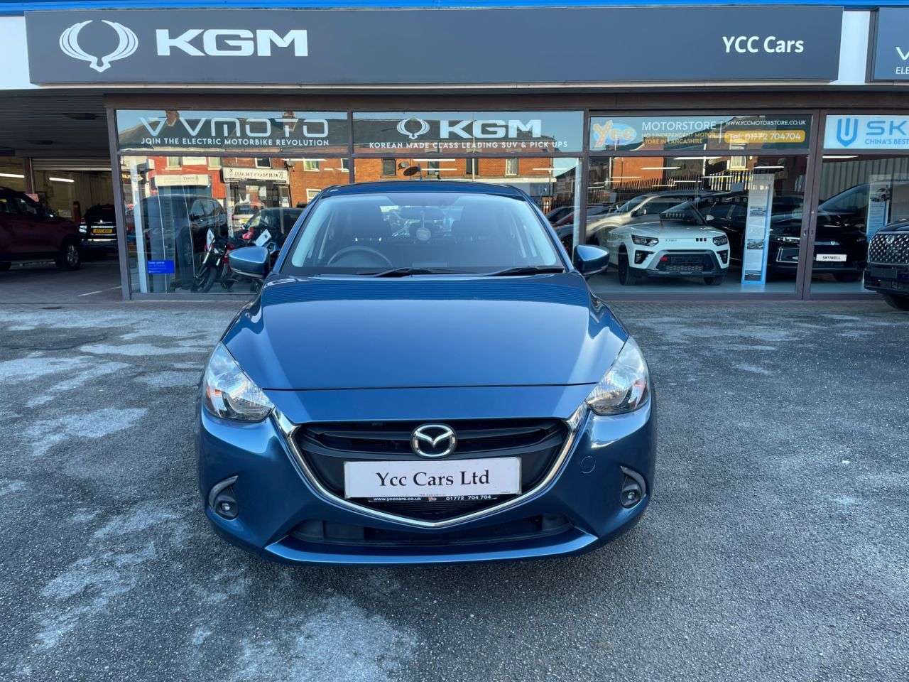 2019 MAZDA MAZDA2 2019 MAZDA MAZDA2