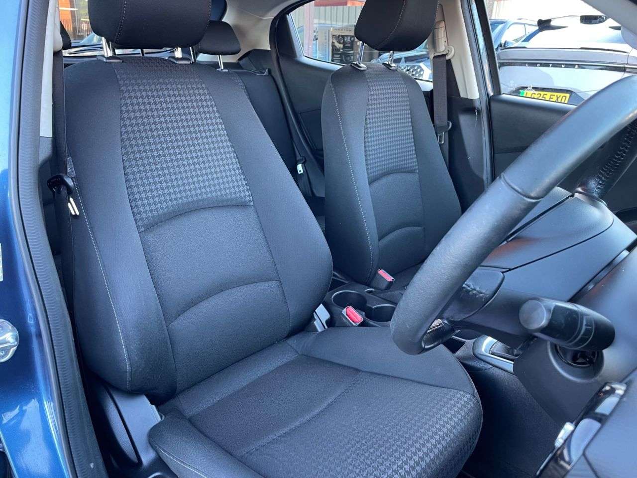 2019 MAZDA MAZDA2 2019 MAZDA MAZDA2