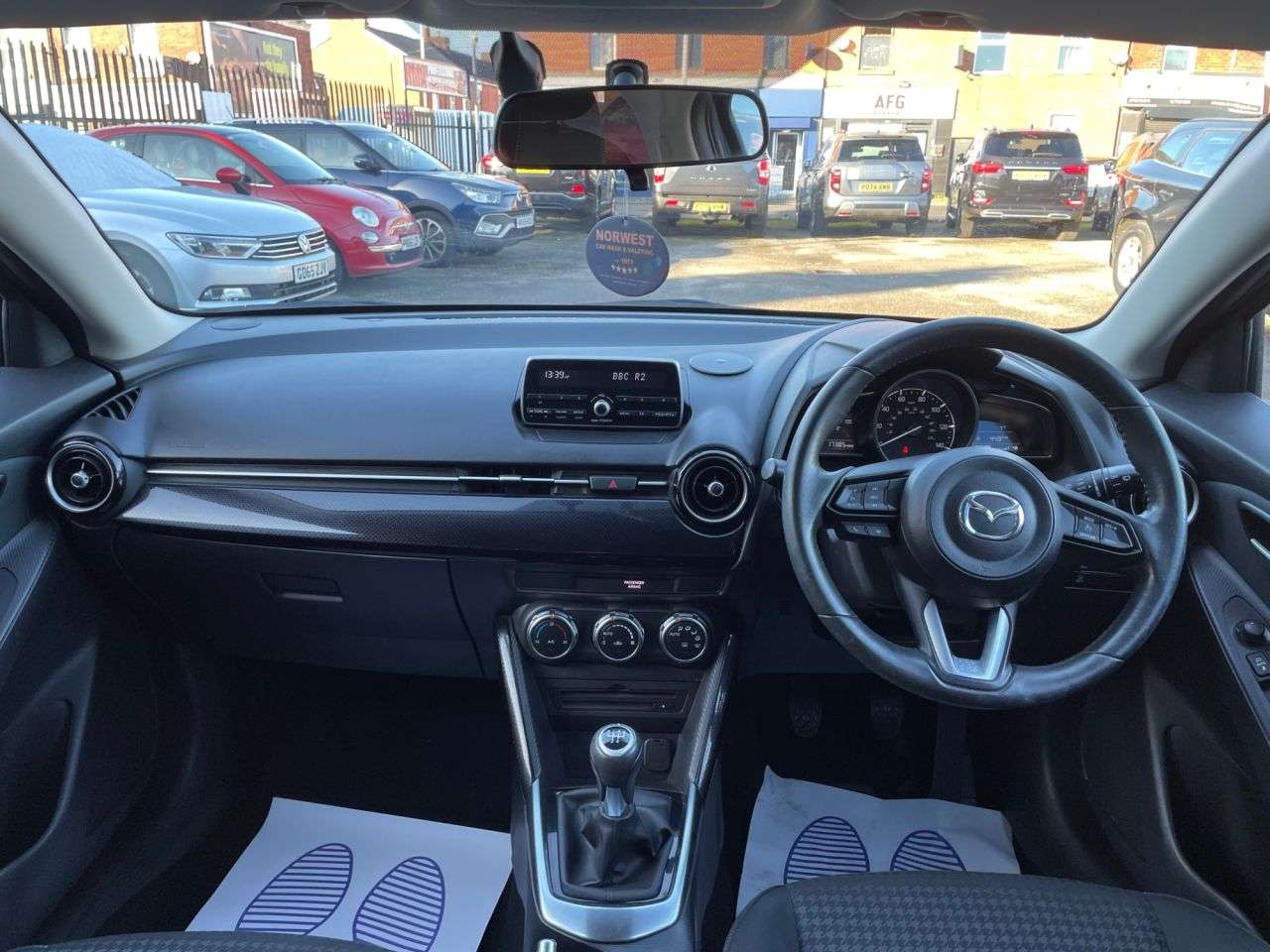 2019 MAZDA MAZDA2 2019 MAZDA MAZDA2