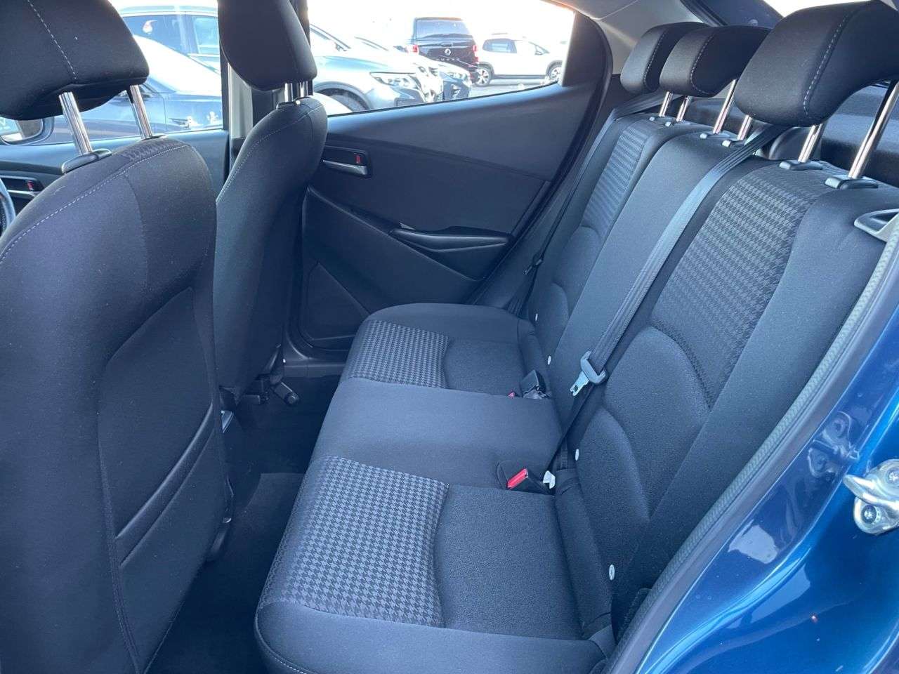 2019 MAZDA MAZDA2 2019 MAZDA MAZDA2