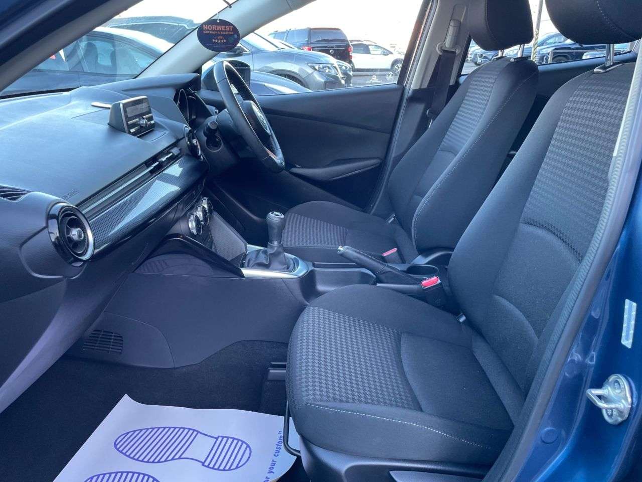 2019 MAZDA MAZDA2 2019 MAZDA MAZDA2