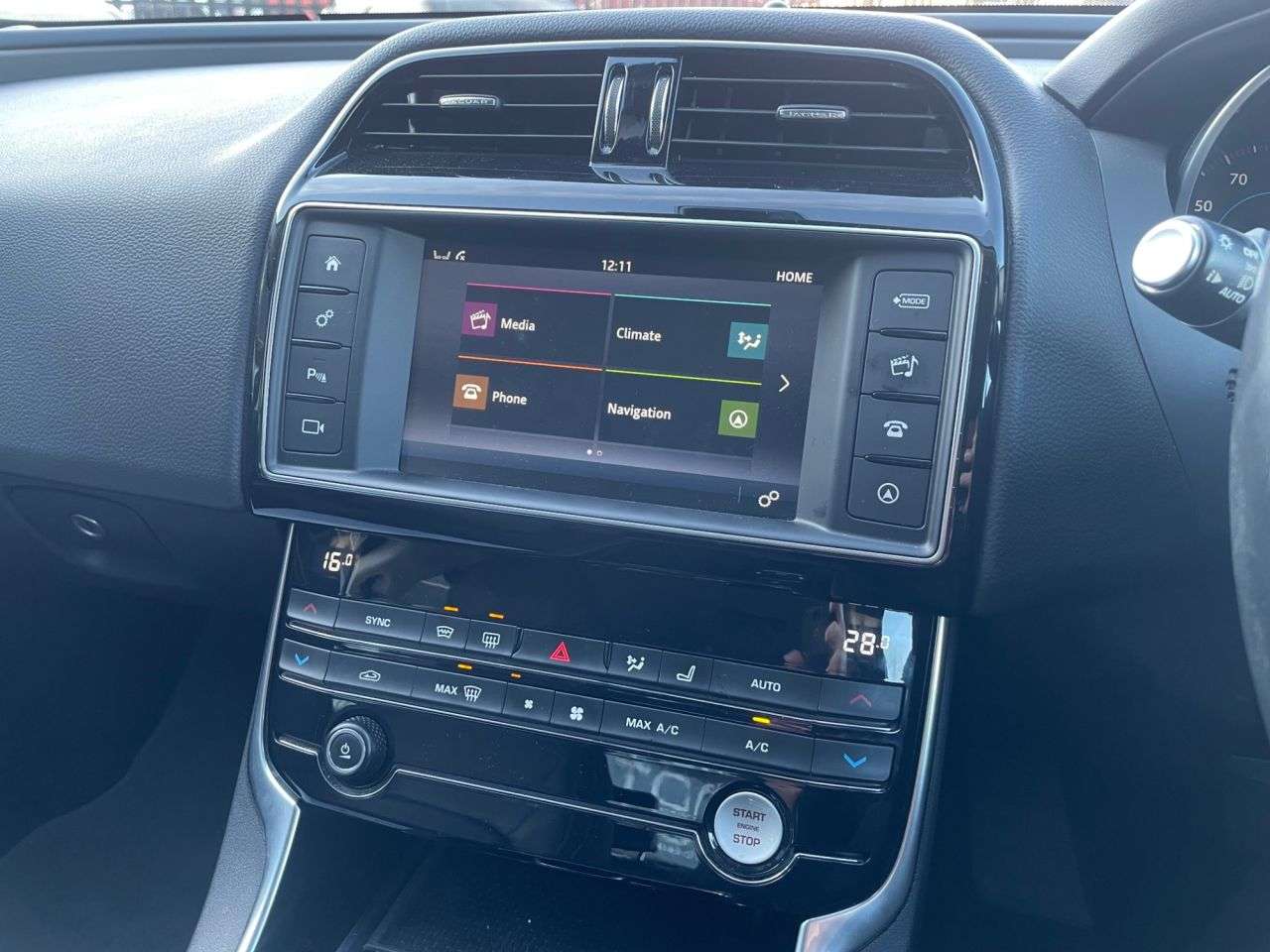 2018 JAGUAR XE 2018 JAGUAR XE