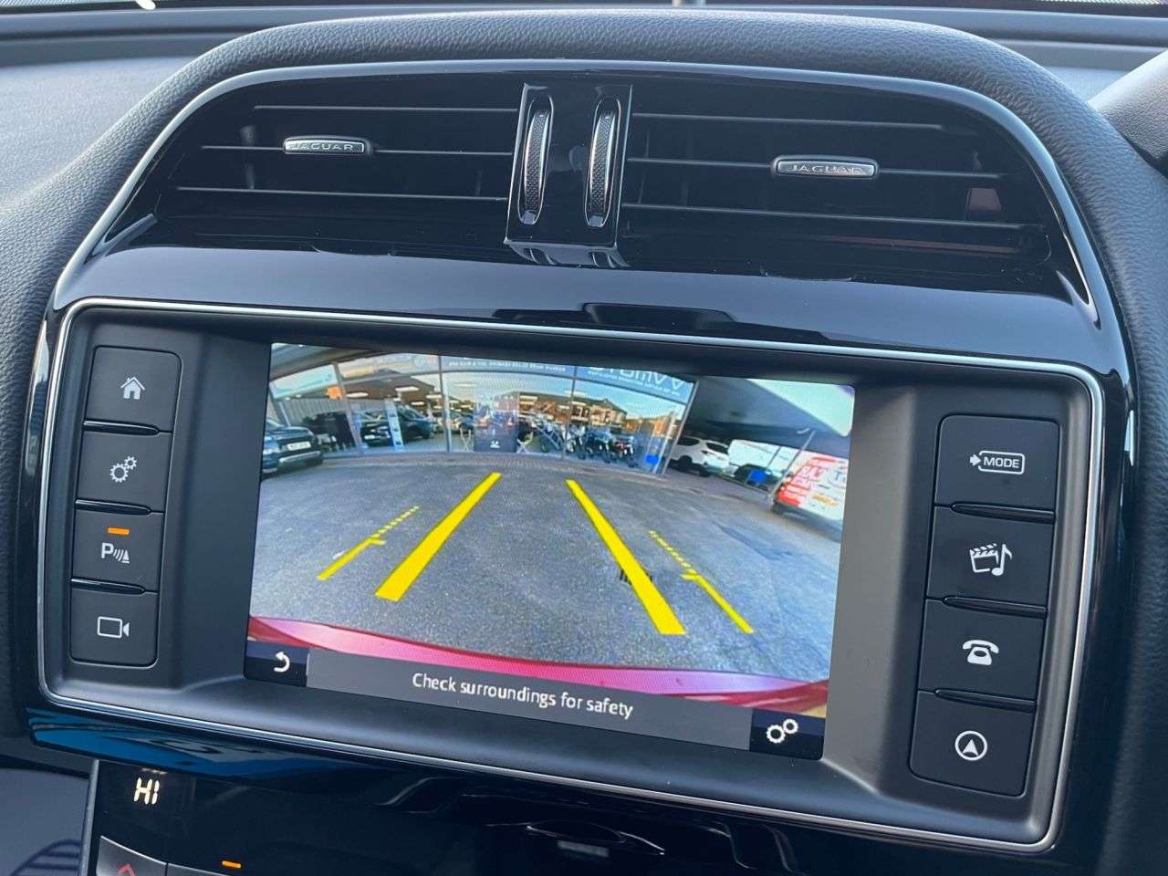 2018 JAGUAR XE 2018 JAGUAR XE