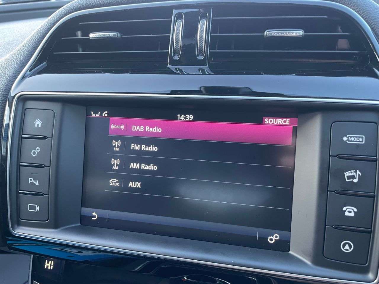 2018 JAGUAR XE 2018 JAGUAR XE