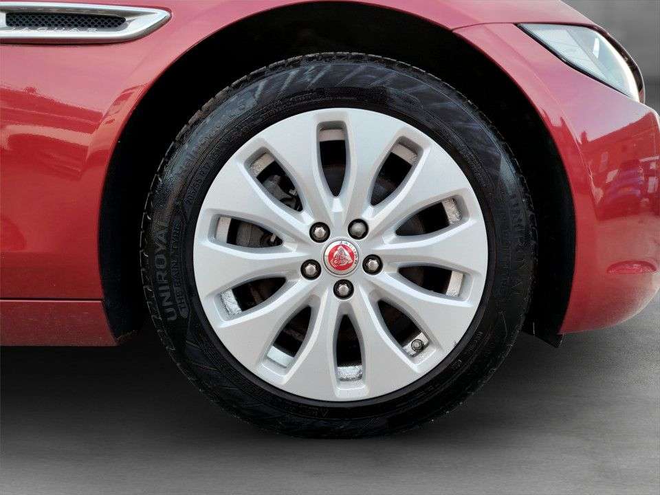 2018 JAGUAR XE 2018 JAGUAR XE