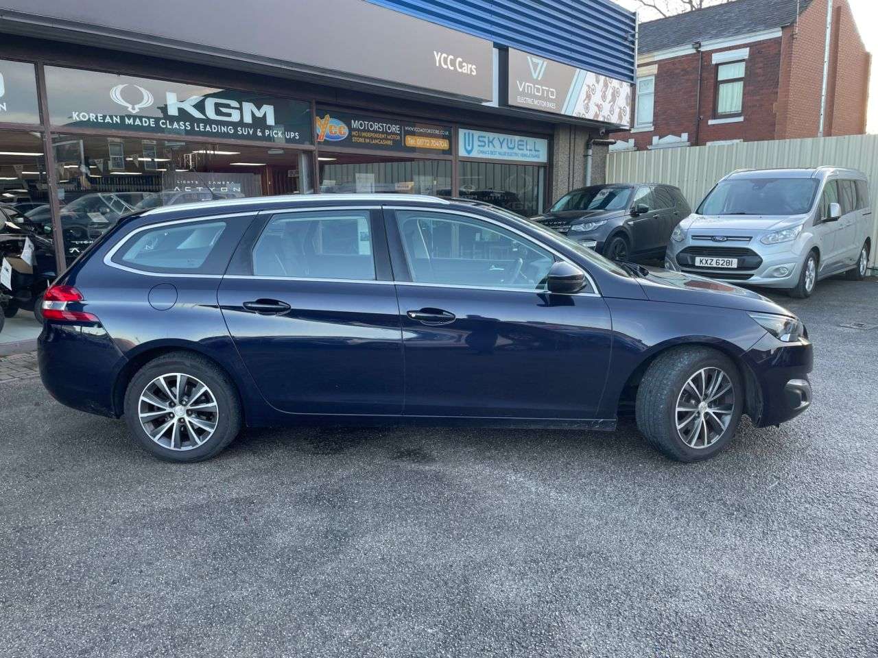 2015 PEUGEOT 308 SW 2015 PEUGEOT 308 SW