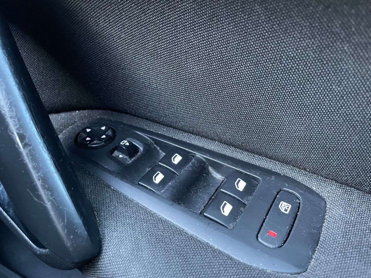 2015 PEUGEOT 308 SW 2015 PEUGEOT 308 SW