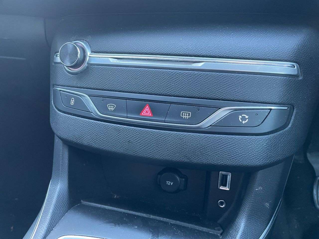 2015 PEUGEOT 308 SW 2015 PEUGEOT 308 SW