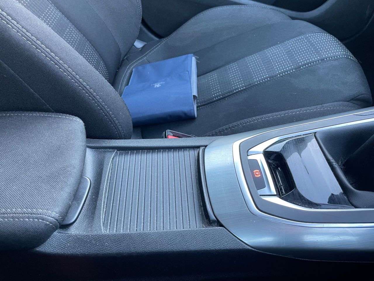 2015 PEUGEOT 308 SW 2015 PEUGEOT 308 SW