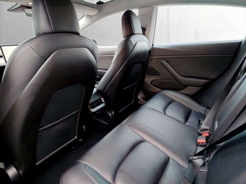 2020 TESLA MODEL 3 2020 TESLA MODEL 3