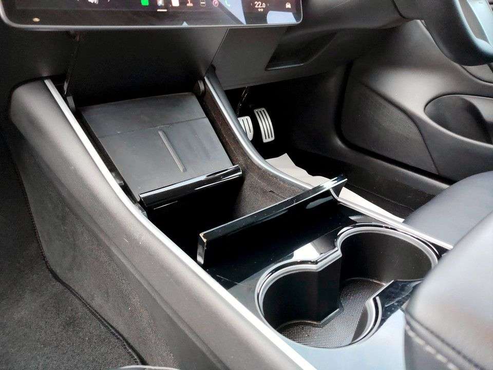 2020 TESLA MODEL 3 2020 TESLA MODEL 3