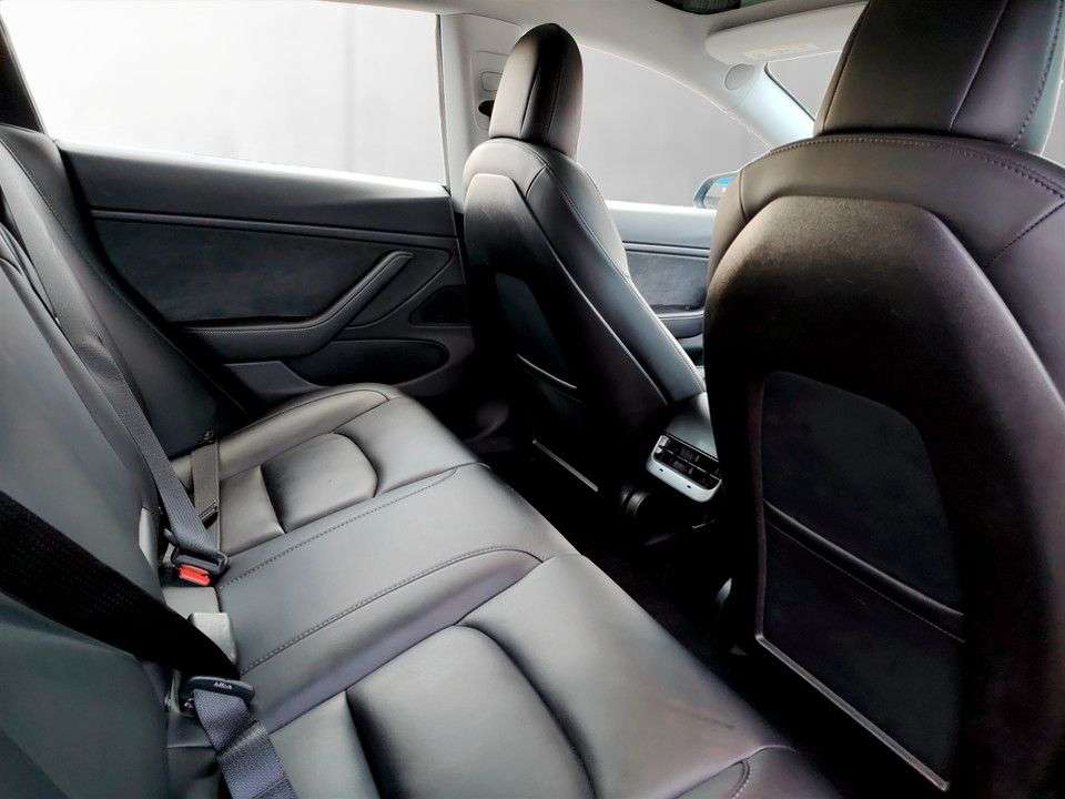 2020 TESLA MODEL 3 2020 TESLA MODEL 3