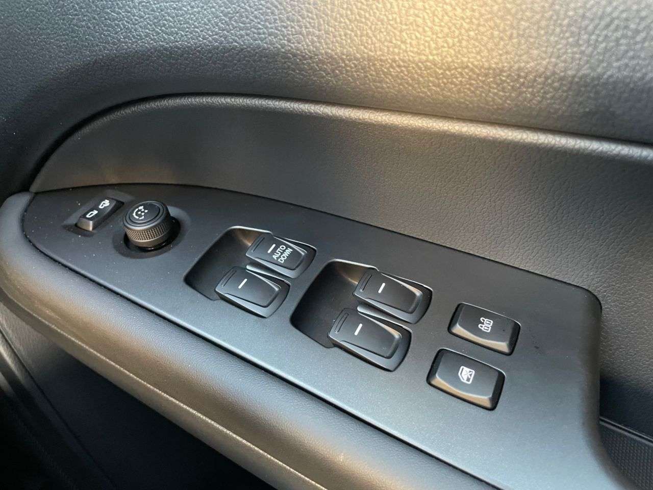 2025 KGM MUSSO 2025 KGM MUSSO