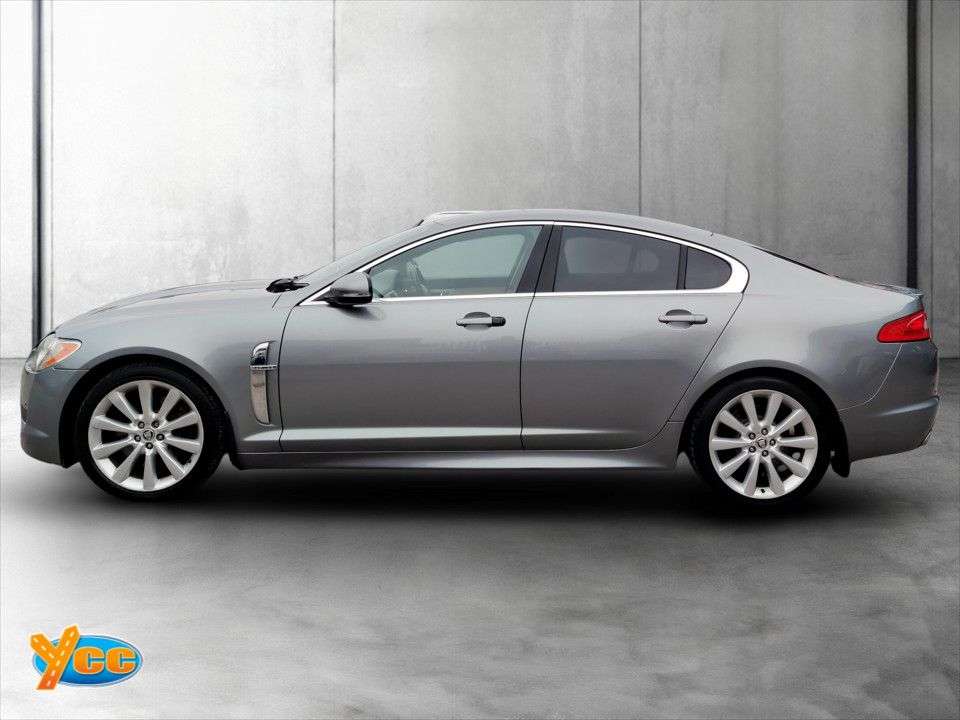 A 2011 JAGUAR XF 3.0d S V6 Luxury Saloon 4dr Diesel Auto Euro 5 (275 ps) 5 STAMP JAG SPECIAL A 2011 JAGUAR XF 3.0d S V6 Luxury Saloon 4dr Diesel Auto Euro 5 (275 ps) 5 STAMP JAG SPECIAL