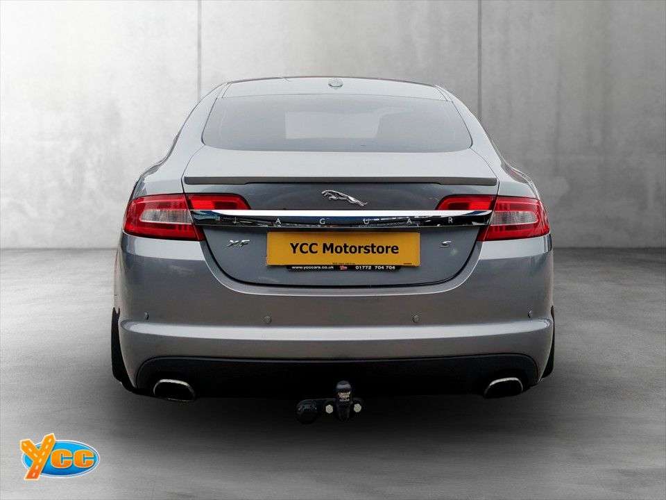 2011 JAGUAR XF 2011 JAGUAR XF