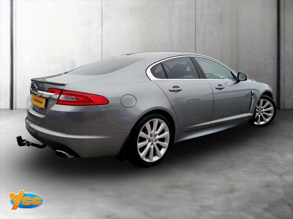 2011 JAGUAR XF 2011 JAGUAR XF