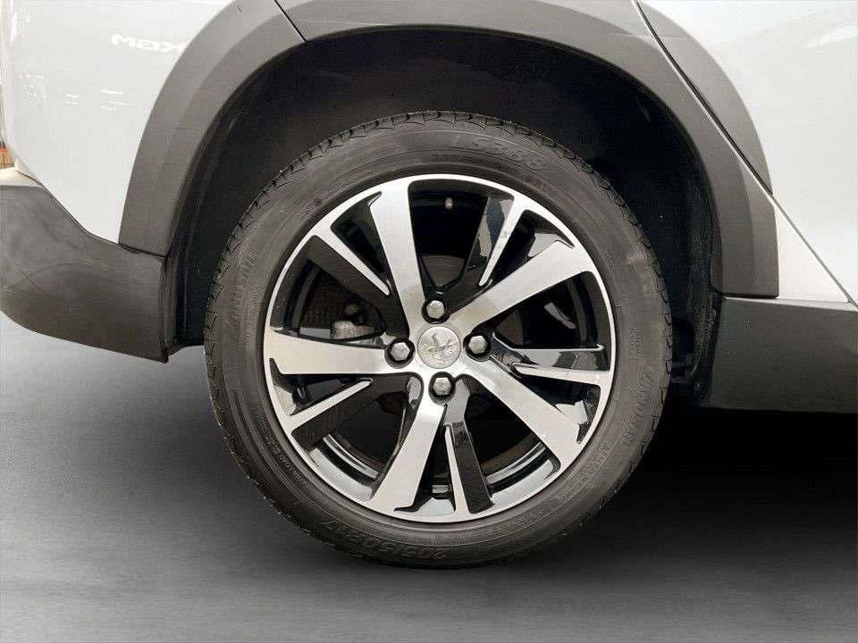 2017 PEUGEOT 2008 2017 PEUGEOT 2008