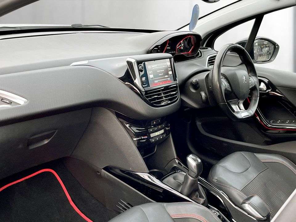 2017 PEUGEOT 2008 2017 PEUGEOT 2008