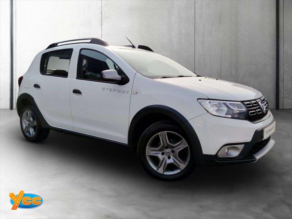 A 2017 DACIA SANDERO STEPWAY 0.9 TCe Laureate Hatchback 5dr Petrol Manual Euro 6 (s/s) (90 ps) JUST ARRI A 2017 DACIA SANDERO STEPWAY 0.9 TCe Laureate Hatchback 5dr Petrol Manual Euro 6 (s/s) (90 ps) JUST ARRI