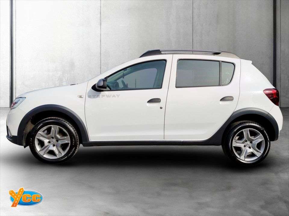 A 2017 DACIA SANDERO STEPWAY 0.9 TCe Laureate Hatchback 5dr Petrol Manual Euro 6 (s/s) (90 ps) JUST ARRI A 2017 DACIA SANDERO STEPWAY 0.9 TCe Laureate Hatchback 5dr Petrol Manual Euro 6 (s/s) (90 ps) JUST ARRI