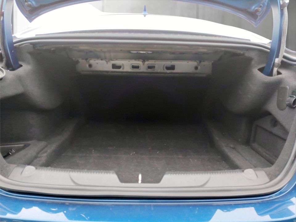 2015 JAGUAR XE 2015 JAGUAR XE