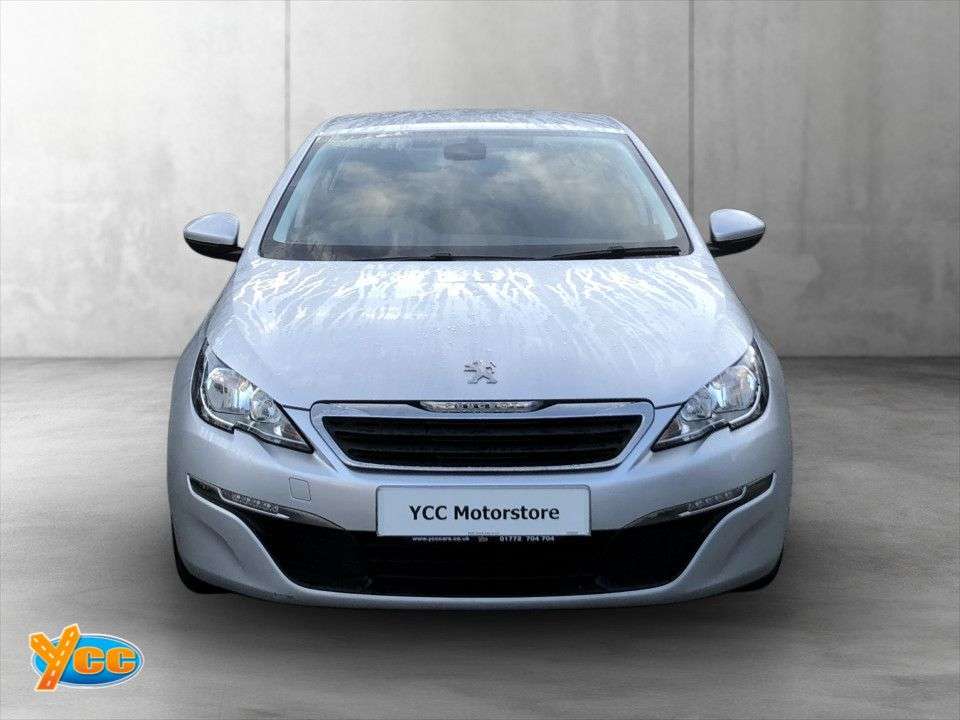 A 2017 PEUGEOT 308 1.2 PureTech Active Hatchback 5dr Petrol Manual Euro 6 (s/s) (130 ps) 8 STA A 2017 PEUGEOT 308 1.2 PureTech Active Hatchback 5dr Petrol Manual Euro 6 (s/s) (130 ps) 8 STA